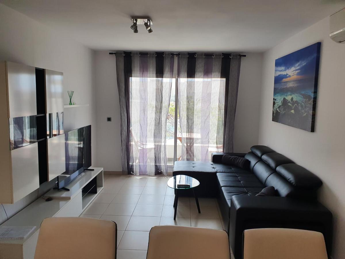 شقة El Rome Duplex أَغايتي المظهر الخارجي الصورة